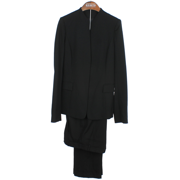 �����  ����