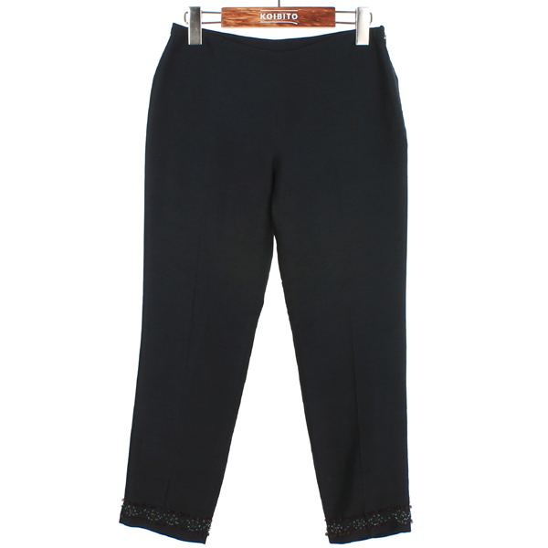 �����  ����