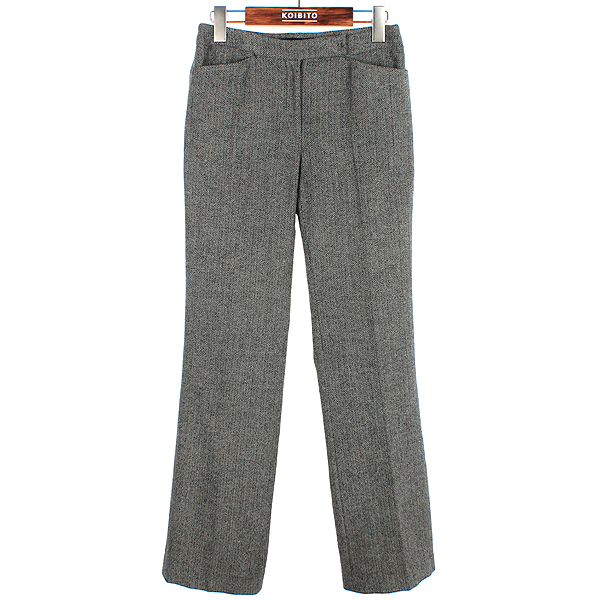 �����  ����