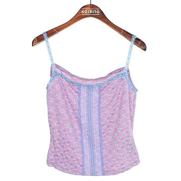 �����  ����