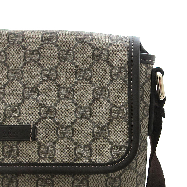 Gucci(����) 223666 GG�ΰ� PVC ��ũ���� ���� Ʈ���� �޽��� ũ�ν��� [��õ��] �̹���4 - ���̺��� �߰���ǰ