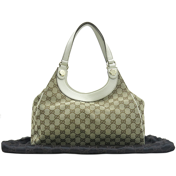 ����  �����