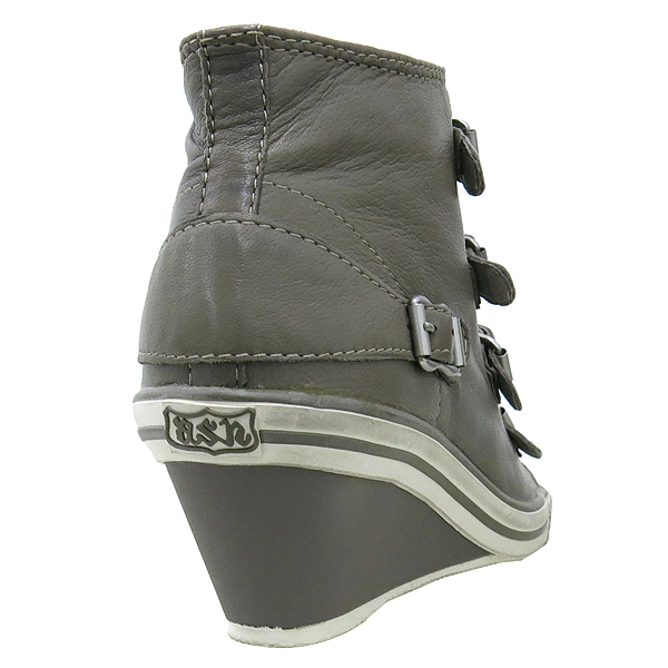 Ash(�ƽ�) �׷��� ���� ���Ͼ� ������ ����Ŀ�� �̹���4 - ���̺��� �߰���ǰ