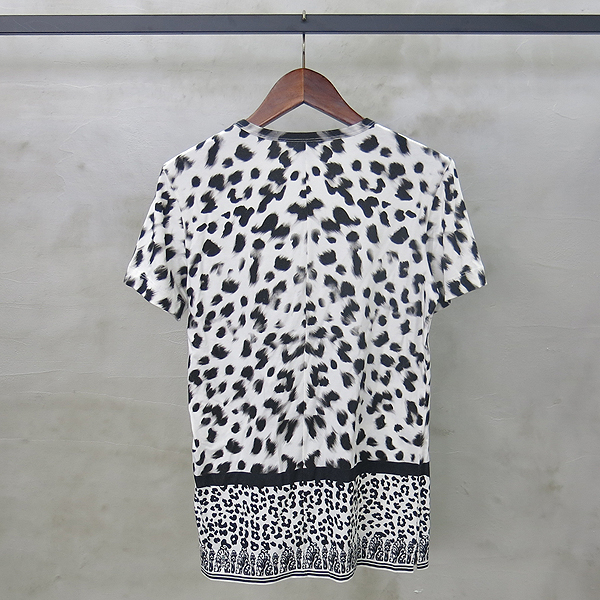 Versace(������ü) ȣ�� ���� ������ Ƽ [���빮��] �̹���3 - ���̺��� �߰���ǰ