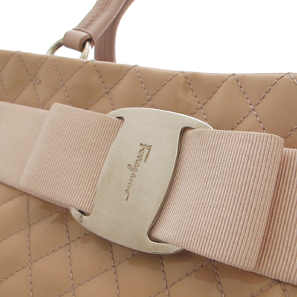 Ferragamo(��󰡸�) 21 E044 ���̴�Ʈ �ΰ� ��� ��Ʈ �� ����� [��õ��] �̹���3 - ���̺��� �߰���ǰ