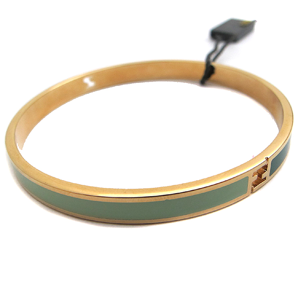 ���  ����