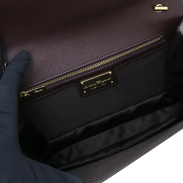 Ferragamo(��󰡸�) 21 E480 ���ǵ� ���ǾƳ� �ٶ� ��� ���� ũ�ν��� �̹���6 - ���̺��� �߰���ǰ