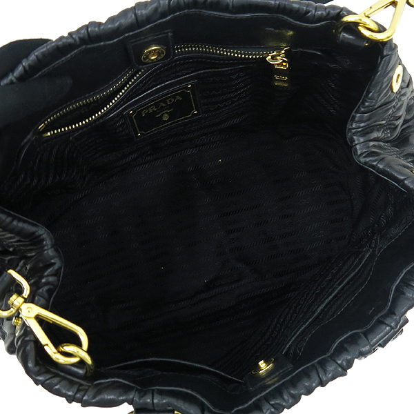 Prada(�����) BN2394 ����ΰ� NAPPA GAUFRE(�簡�� ������) �����÷� ��Ʈ�� + �����Ʈ�� �̹���5 - ���̺��� �߰���ǰ