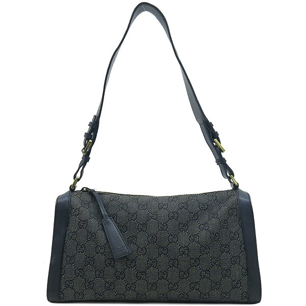 ����  �����