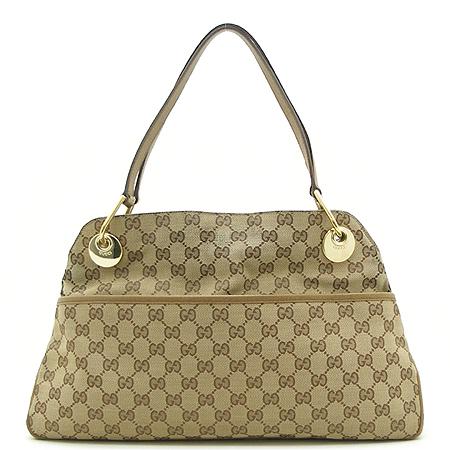 ����  �����