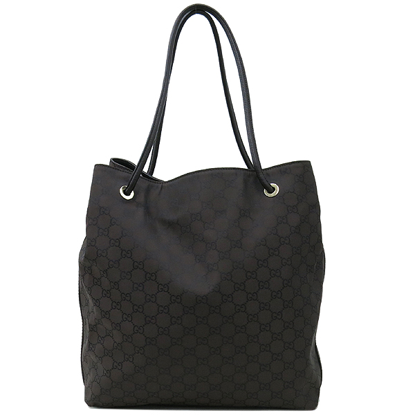 ����  �����