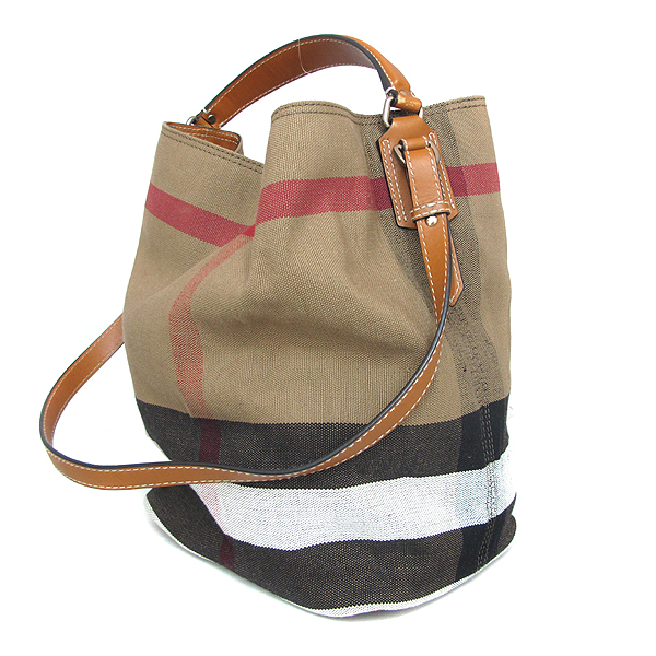 Burberry(������) 3945742 �ֽ��� ȣ�� üũ �к긯 2WAY + ���� �Ŀ�ġ [��õ��] �̹���3 - ���̺��� �߰���ǰ