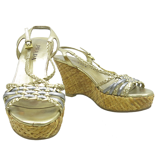 �����  ����