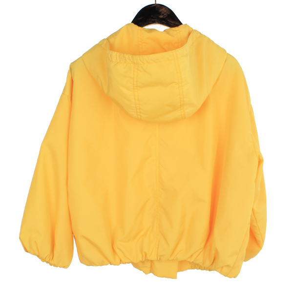 Armani(�Ƹ�����) ���ο� ���Ϸ� �ٶ����� �ĵ� ���� �̹���4 - ���̺��� �߰���ǰ