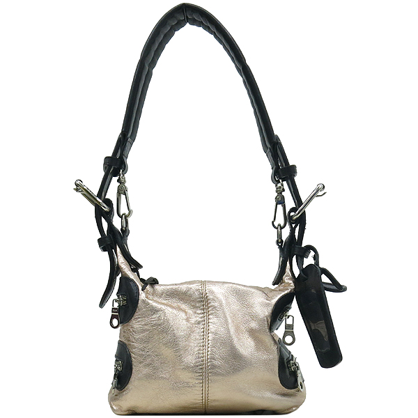 ���ο�  �����