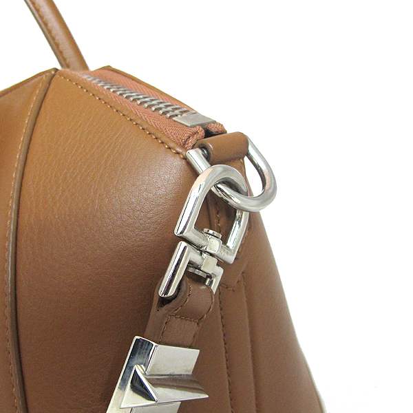 GIVENCHY(�����) BB05102690 ��Ƽ���� ���� ���� ī����Ų S������ 2WAY [��õ��] �̹���4 - ���̺��� �߰���ǰ