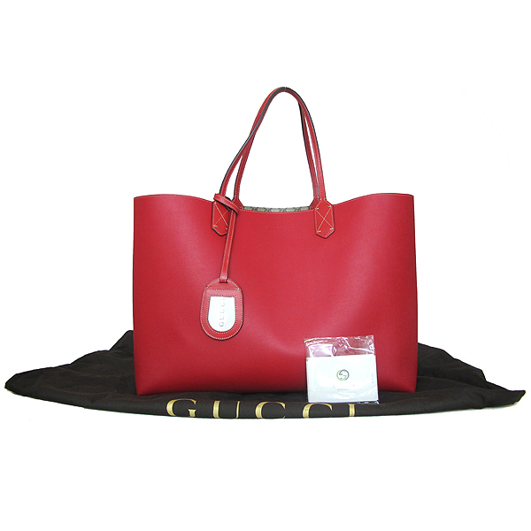 ����  �����