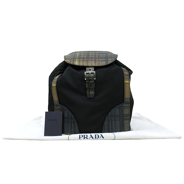 �����  ����