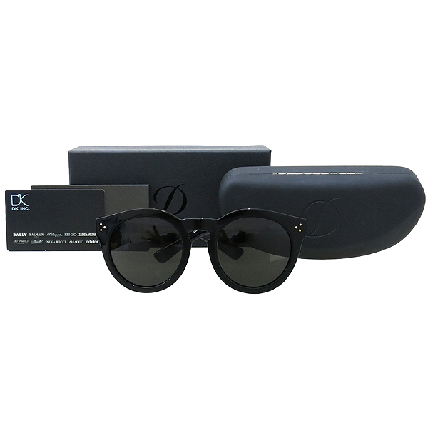 ����  ���۶�