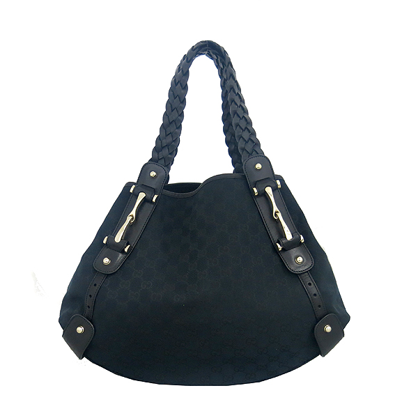 ����  �����