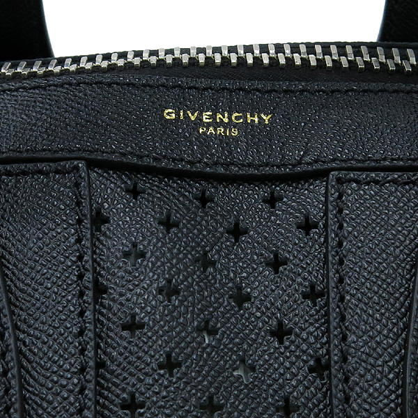 GIVENCHY(�����) BJ05026453 453 001 �������� T HANDLE T �ڵ� �����ð��� ���� ��Ʈ�� + �����Ʈ�� + �����Ŀ�ġ [2016�� S/S�����÷���] �̹���4 - ���̺��� �߰���ǰ