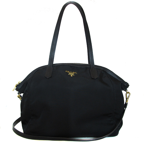 �����  �����