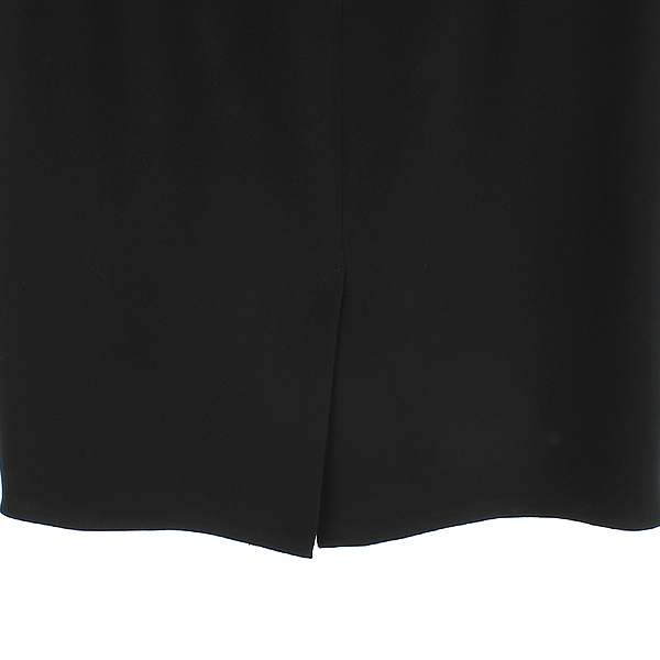 Armani COLLEZIONI(�Ƹ����� �÷�������) ���� ��ĿƮ �̹���3 - ���̺��� �߰���ǰ