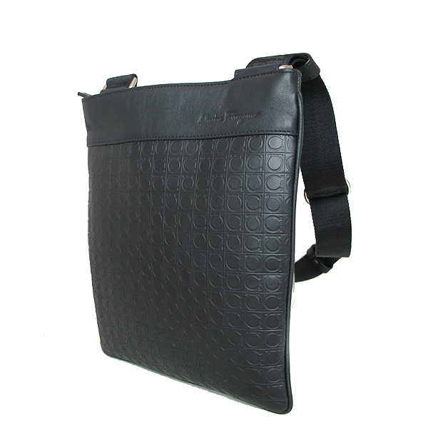 Ferragamo(��󰡸�) 24 9420 ��ġ�� �ΰ� ���� ���� ũ�ν��� [��õ��] �̹���2 - ���̺��� �߰���ǰ