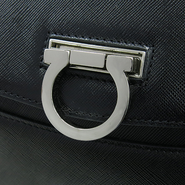 Ferragamo(��󰡸�) 21 5322 ���� ��ġ�� �ΰ� ��� ���� ���� ��Ʈ�� �̹���4 - ���̺��� �߰���ǰ