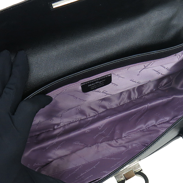 Ferragamo(��󰡸�) 21 5322 ���� ��ġ�� �ΰ� ��� ���� ���� ��Ʈ�� �̹���6 - ���̺��� �߰���ǰ