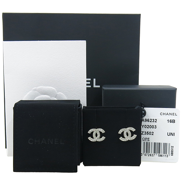 ����  �Ͱ���