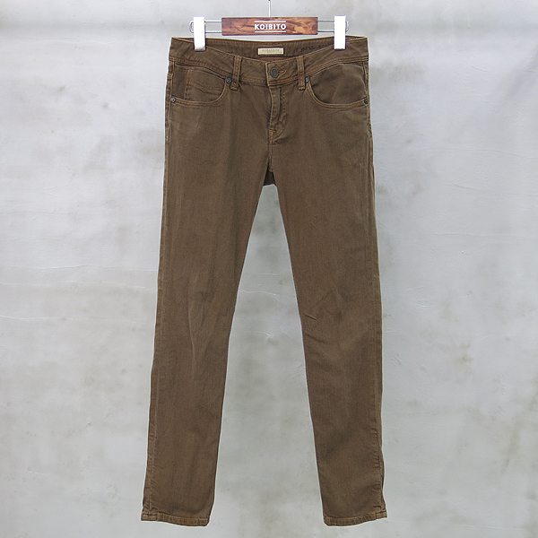 ������  ����