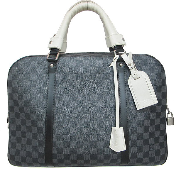 ���̺���  ��Ʈ��