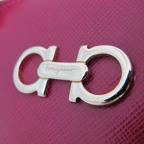Ferragamo(��󰡸�) 21 E703 ROSSO ���� ���ǾƳ� 2WAY [��õ��] �̹���3 - ���̺��� �߰���ǰ