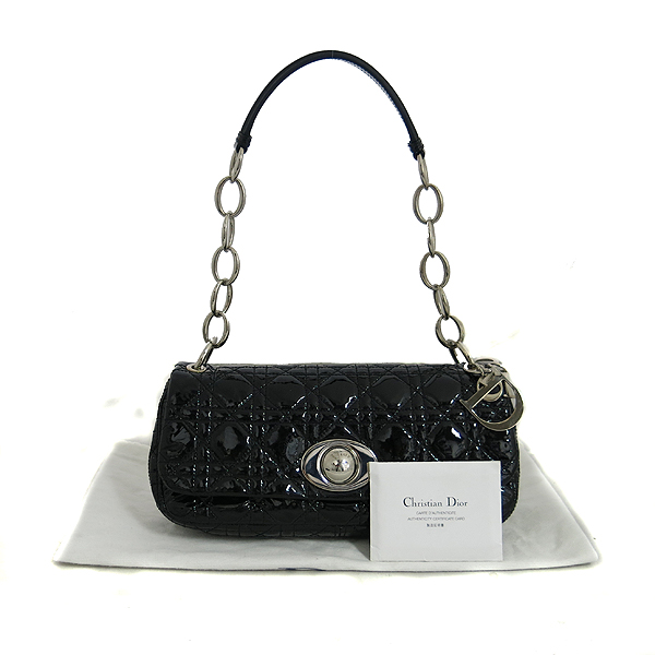 ���  �����