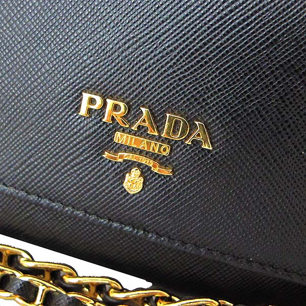 Prada(�����) 1M1290 SAFFIANO METAL NERO ���ǾƳ� ���� ����ΰ� Ŭ��ġ ü�� ũ�ν��� [��õ��] �̹���3 - ���̺��� �߰���ǰ