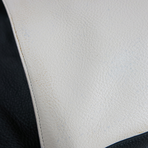 Ferragamo(��󰡸�) 21 E154 ���� �ΰ� ��� ���� ������ ����� [���빮��] �̹���4 - ���̺��� �߰���ǰ