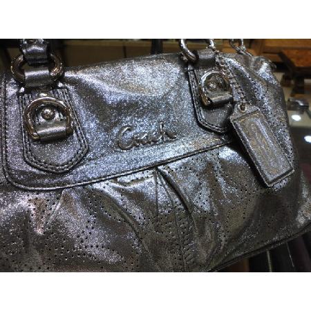 Coach(��ġ) �ǹ� ���� �ΰ� �ɾ�Ʈ �ڰ��� ��Ʈ�� + �����Ʈ�� w �̹���5 - ���̺��� �߰���ǰ