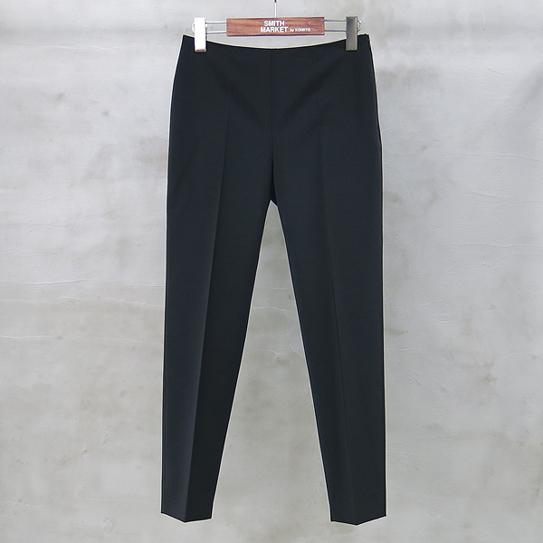 �����  ����