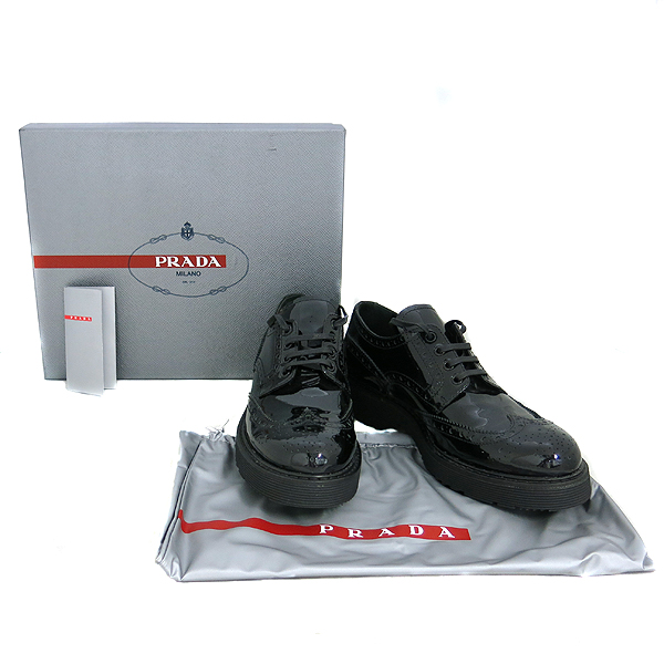 �����  ����