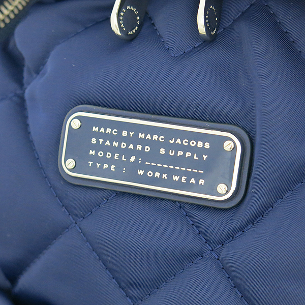 Marc_by Marc Jacobs(��ũ���̸�ũ�����߽�) M0005324 ���̺� �к긯 ũ������ ���� [���빮��] �̹���3 - ���̺��� �߰���ǰ