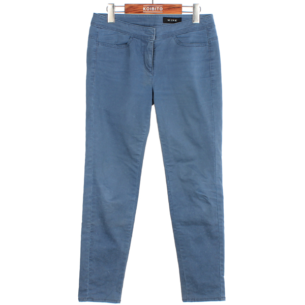 ����  ����