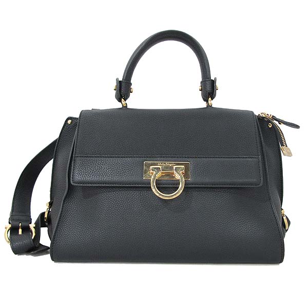Ferragamo(��󰡸�) 21 E530 ���� ī�� ��Ų ��ġ�� ���� �ΰ� ���Ǿ� ��Ʈ�� + �����Ʈ�� 2WAY [��õ��] �̹���2 - ���̺��� �߰���ǰ