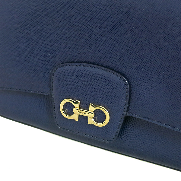 Ferragamo(��󰡸�) 21 E050 ���̺� ���ǾƳ� ��ġ�� ��� ü�� ����� [���빮��] �̹���4 - ���̺��� �߰���ǰ