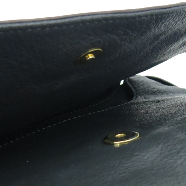 MCM(������) ����ΰ� ���� CALF �÷� ����ü�� ����� ũ�ν��� �̹���5 - ���̺��� �߰���ǰ