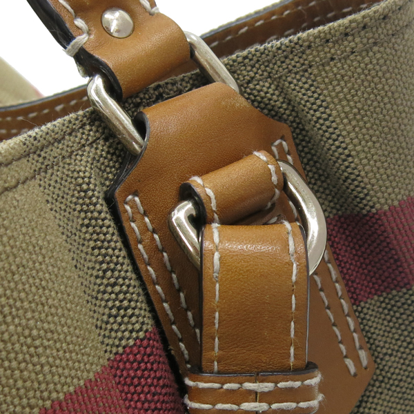 Burberry(������) 39457421 SUSANNA BIN(���ܳ�) �Ͽ콺 üũ �к긯 ȣ�� 2WAY + ���� �Ŀ�ġ �̹���4 - ���̺��� �߰���ǰ