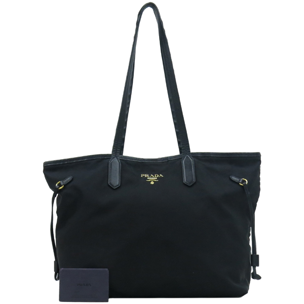 �����  �����