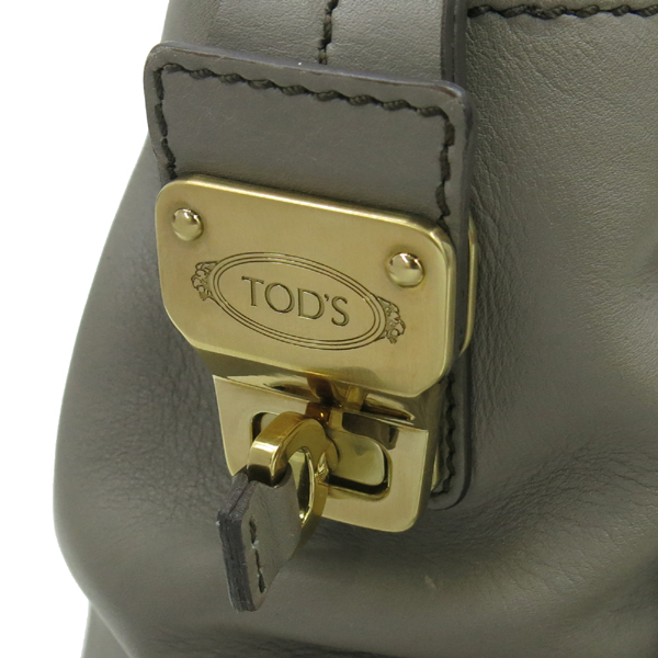 Tod's(����) XBWAGAF9404 D-STYLING(D��) �׷����÷� ��Ʈ�� + ��� ��Ʈ�� �̹���4 - ���̺��� �߰���ǰ