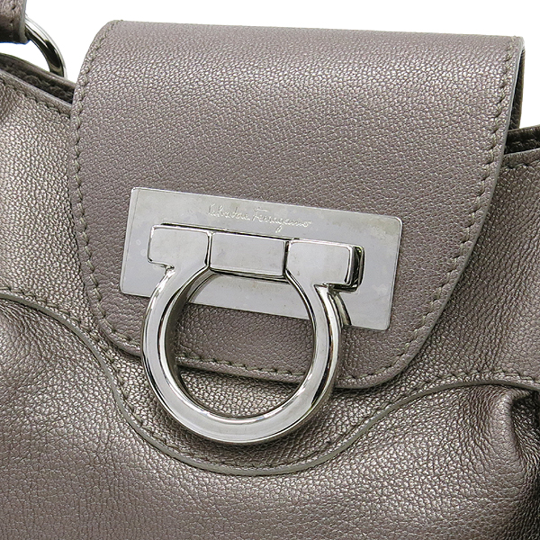 Ferragamo(��󰡸�) 21 6817 ����� ���� ���� ��ġ�� ����� �̹���3 - ���̺��� �߰���ǰ