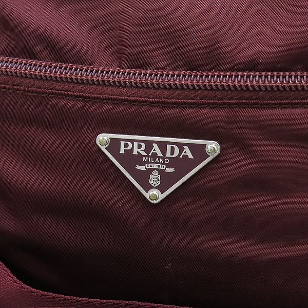 Prada(�����) ���ǵ� �к긯 ���� �ﰢ�ΰ� ���� ũ�ν��� �̹���3 - ���̺��� �߰���ǰ